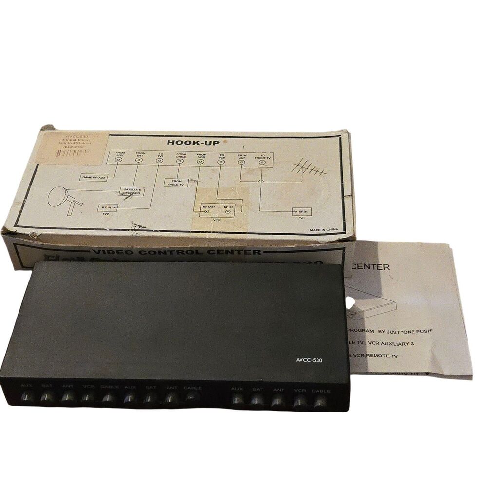 Used RV TV DVD SAT ASSESABLE CONTROL PAN AVCC-530